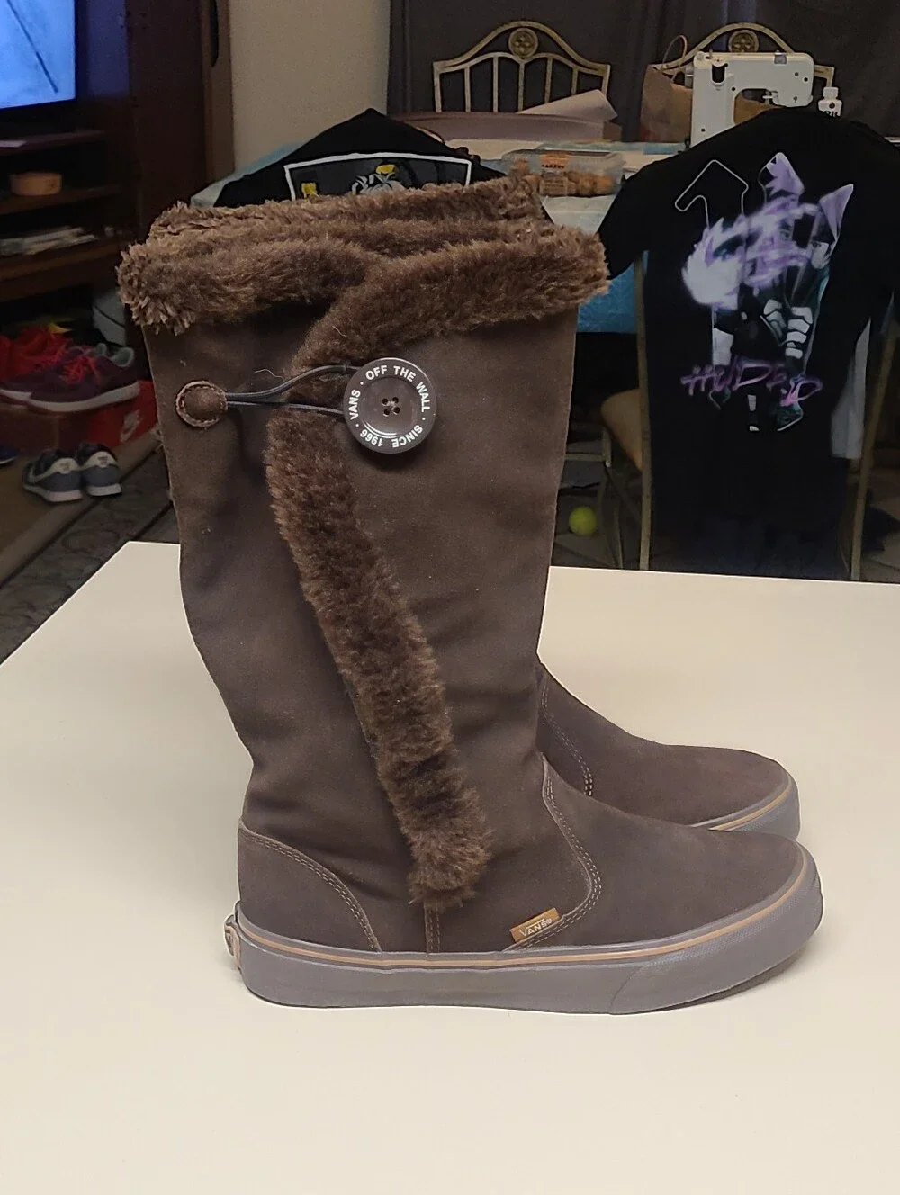Vans Phoebe suede and faux fur trimmed casual sneaker boots size 8.5
